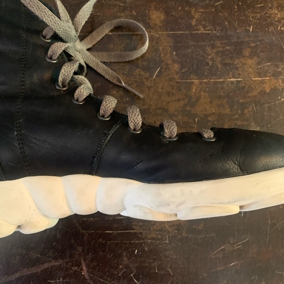 John Fluevog Urban Angels Takami Size 8 - Picture 5 of 9